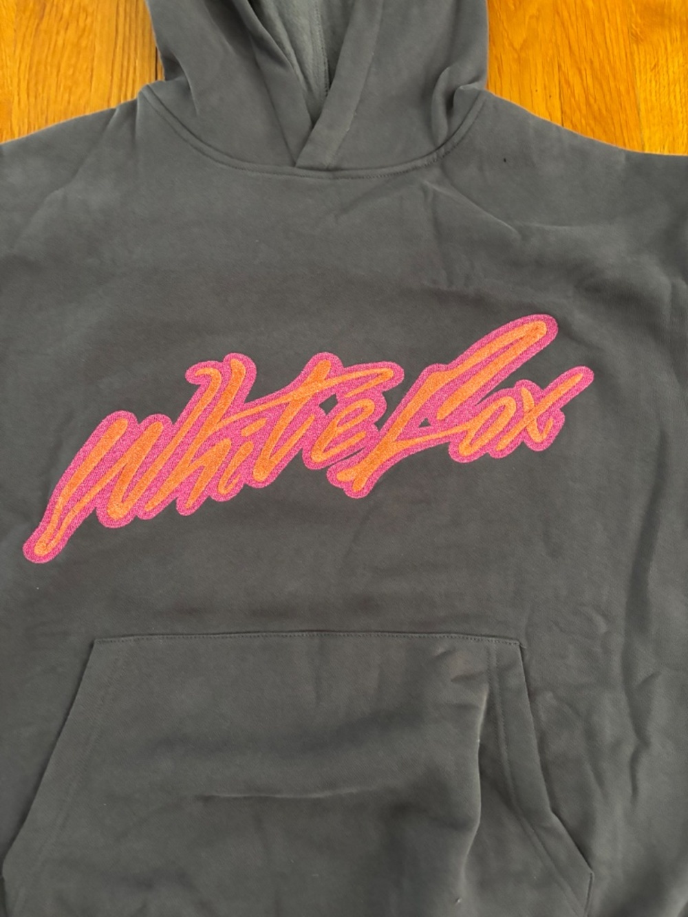 WHITE FOX Embroidered Hoodie - Picture 1 of 3